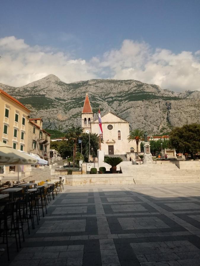 Apartman Laura Galileo Blizu Centra I Plaze Makarska Eksteriør bilde