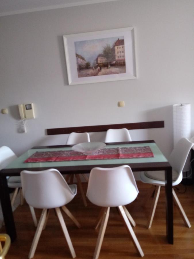 Apartman Laura Galileo Blizu Centra I Plaze Makarska Eksteriør bilde
