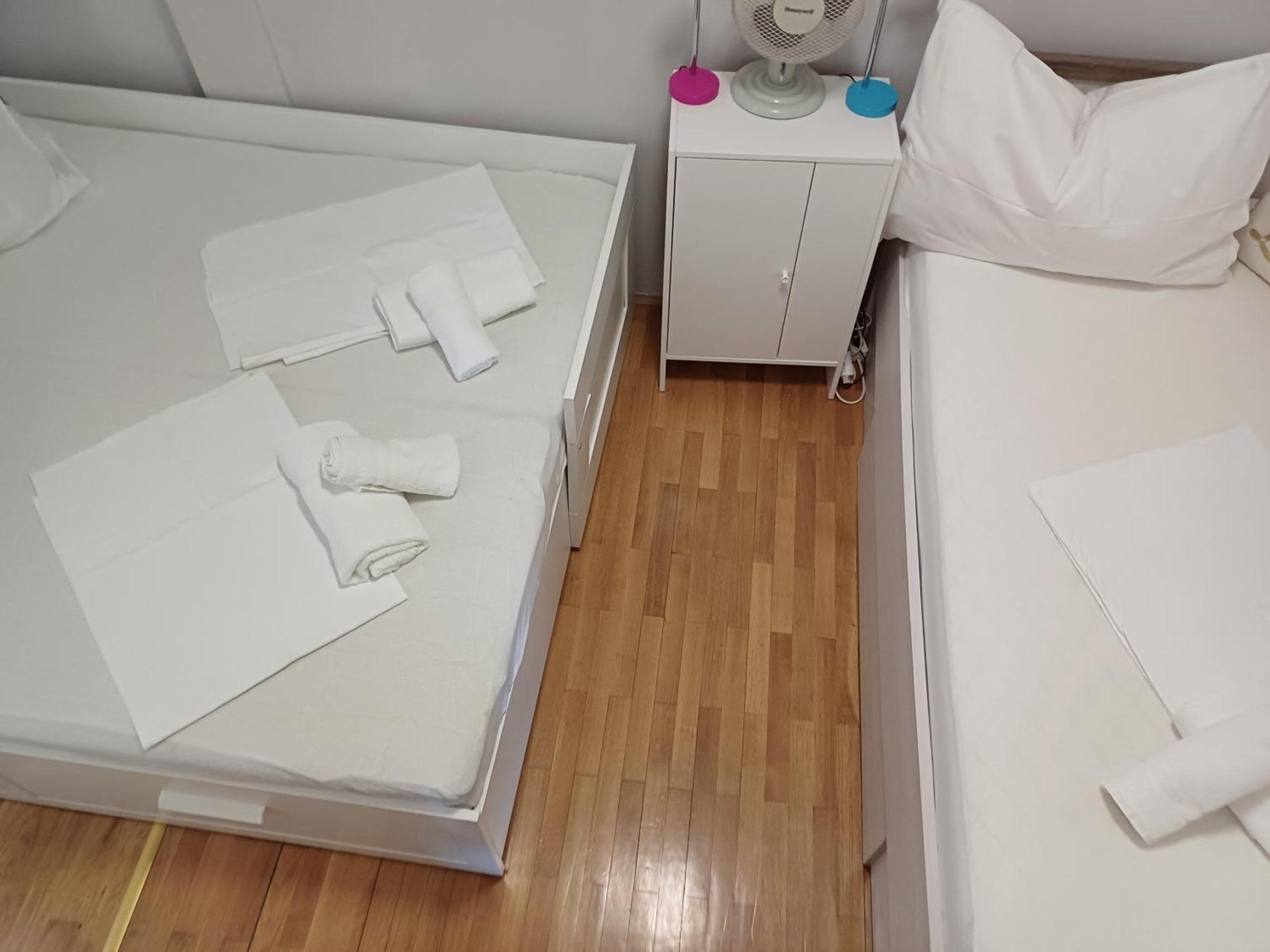 Apartman Laura Galileo Blizu Centra I Plaze Makarska Eksteriør bilde