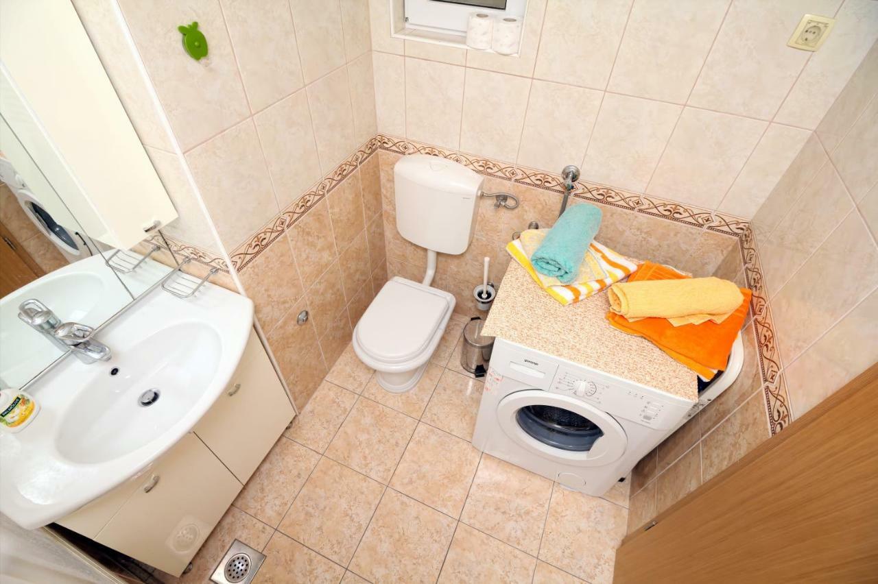 Apartman Laura Galileo Blizu Centra I Plaze Makarska Eksteriør bilde